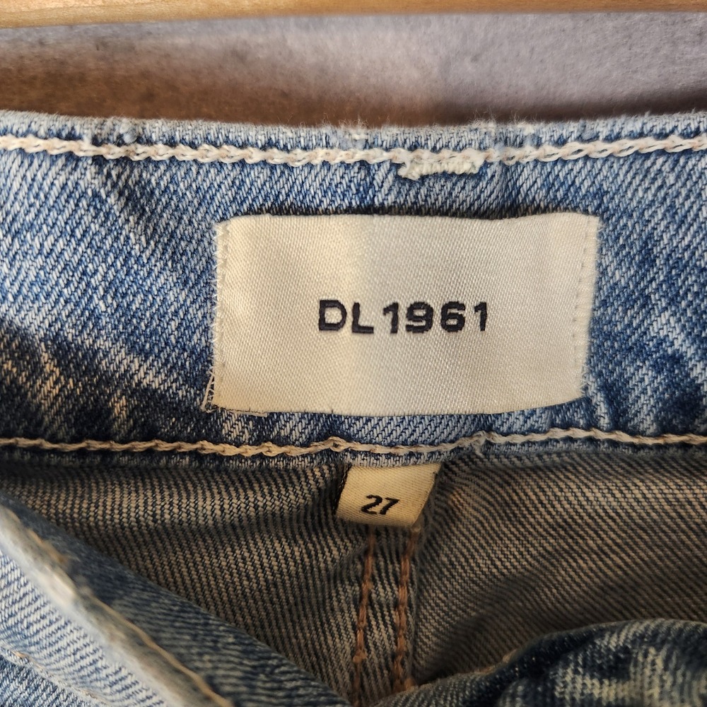 DL1961 Patti Straight Jeans Size 27 Light Blue High Rise Vintage Wash - Picture 3 of 10